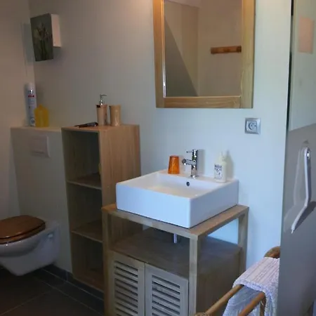 Oda ve Kahvaltı D'hotes Aux Tournesols